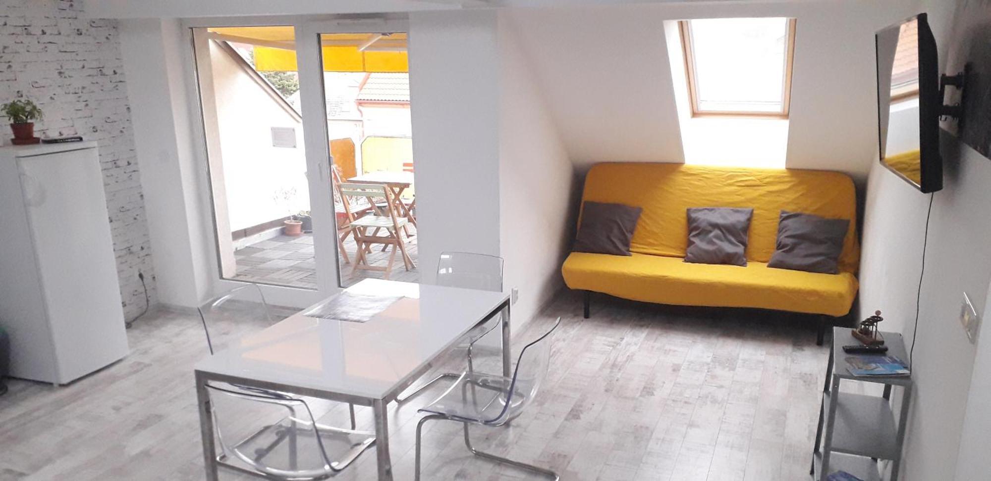 8X8 Tetoter Apartman Segedín Exteriér fotografie