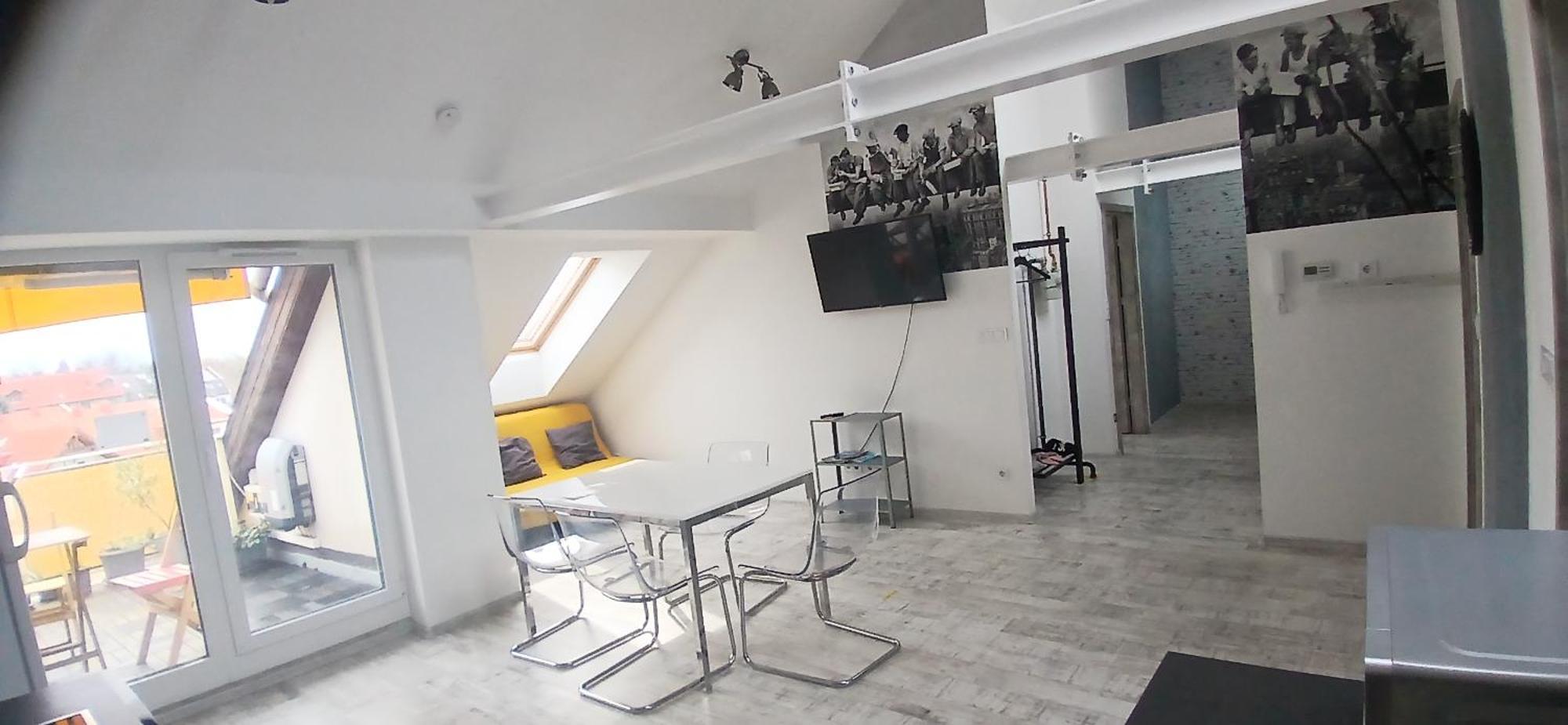 8X8 Tetoter Apartman Segedín Exteriér fotografie